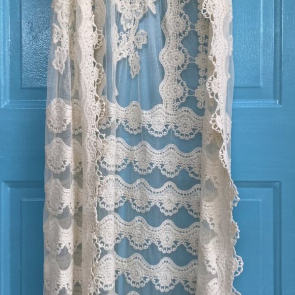 Demanding Embroidered Lace Beige Long Vest Cardigan M . - Picture 5 of 13